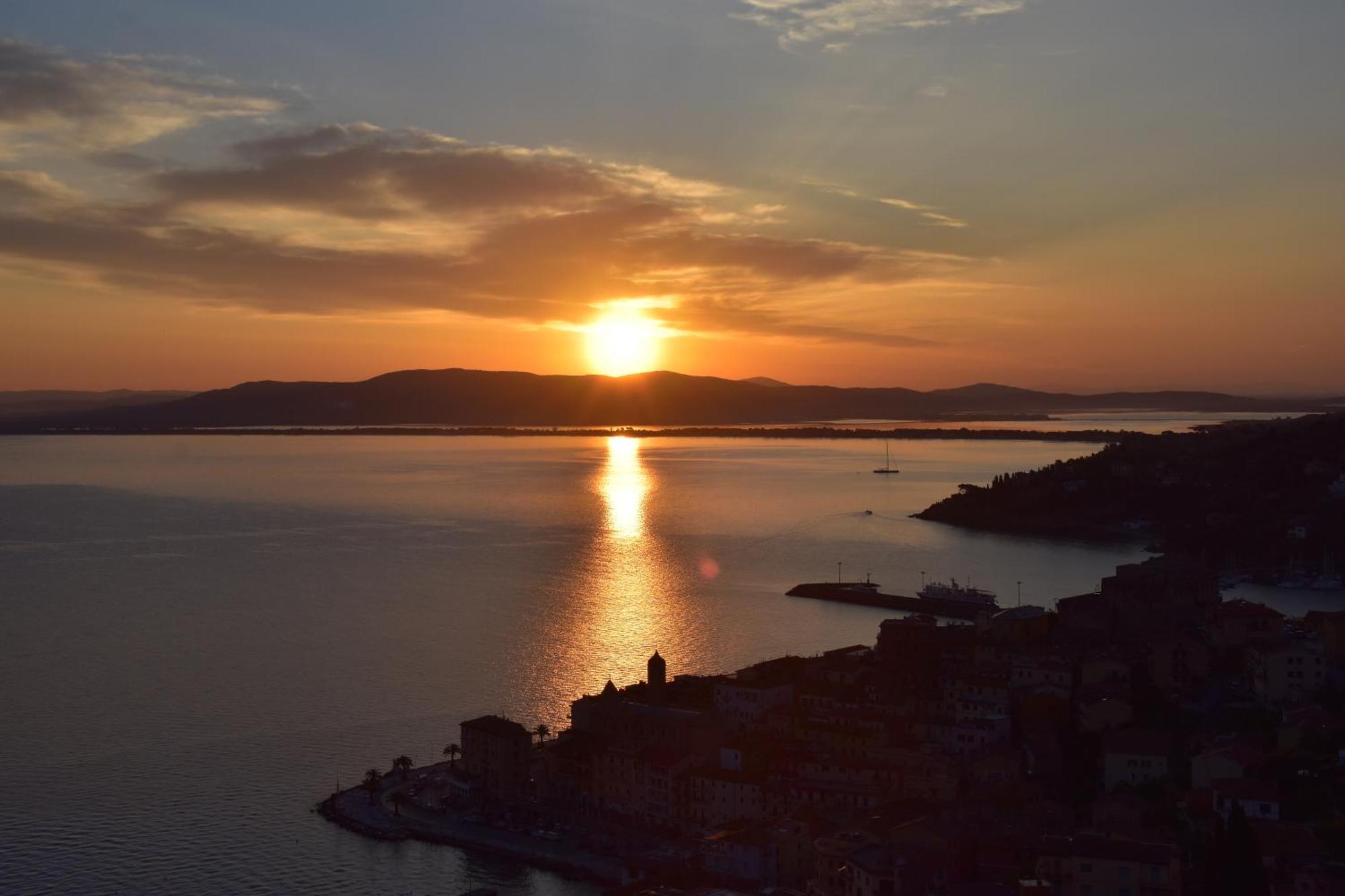 Tuscan Sunrise Porto Santo Stefano  Luaran gambar