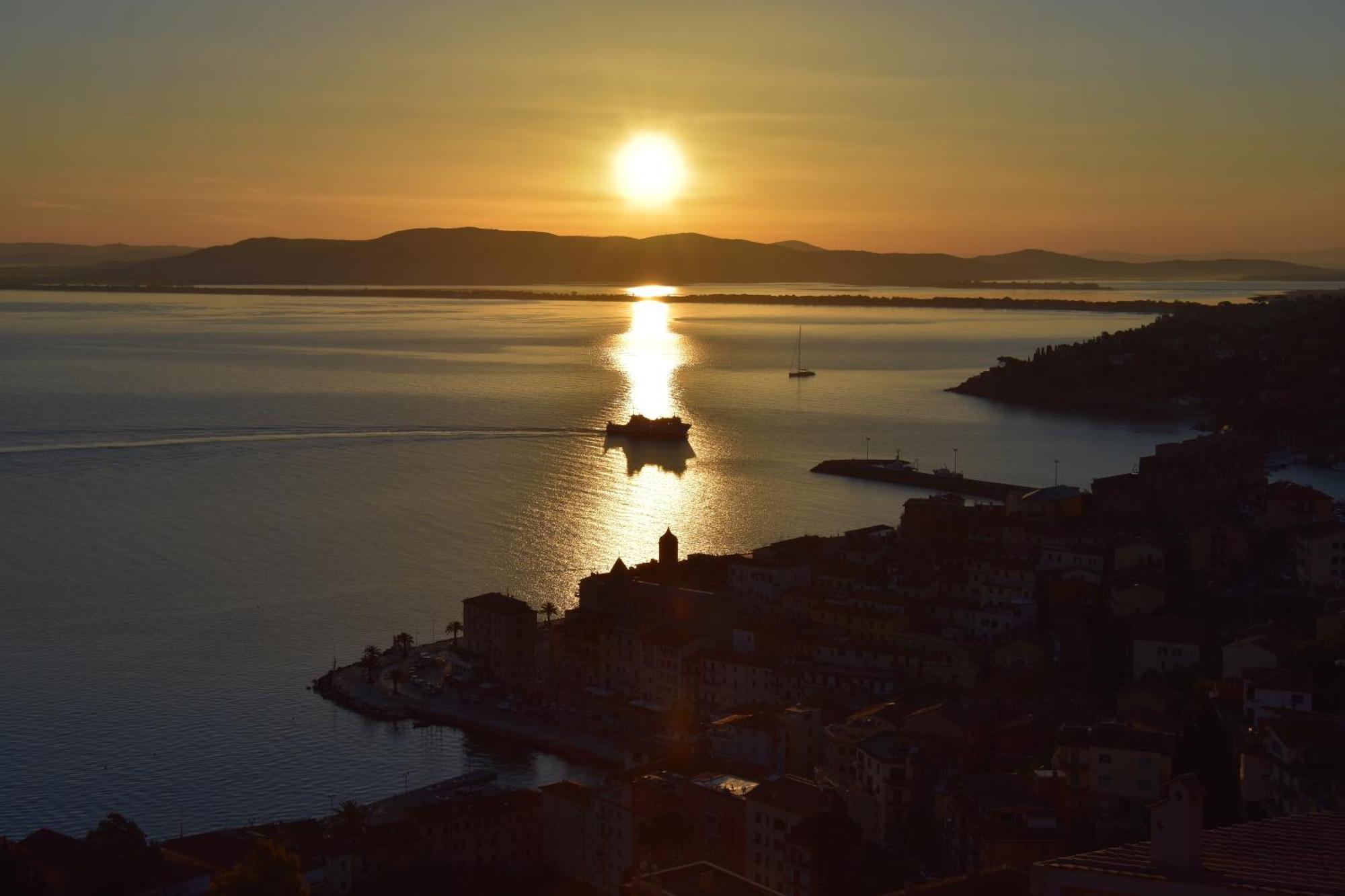 Tuscan Sunrise Porto Santo Stefano  Luaran gambar